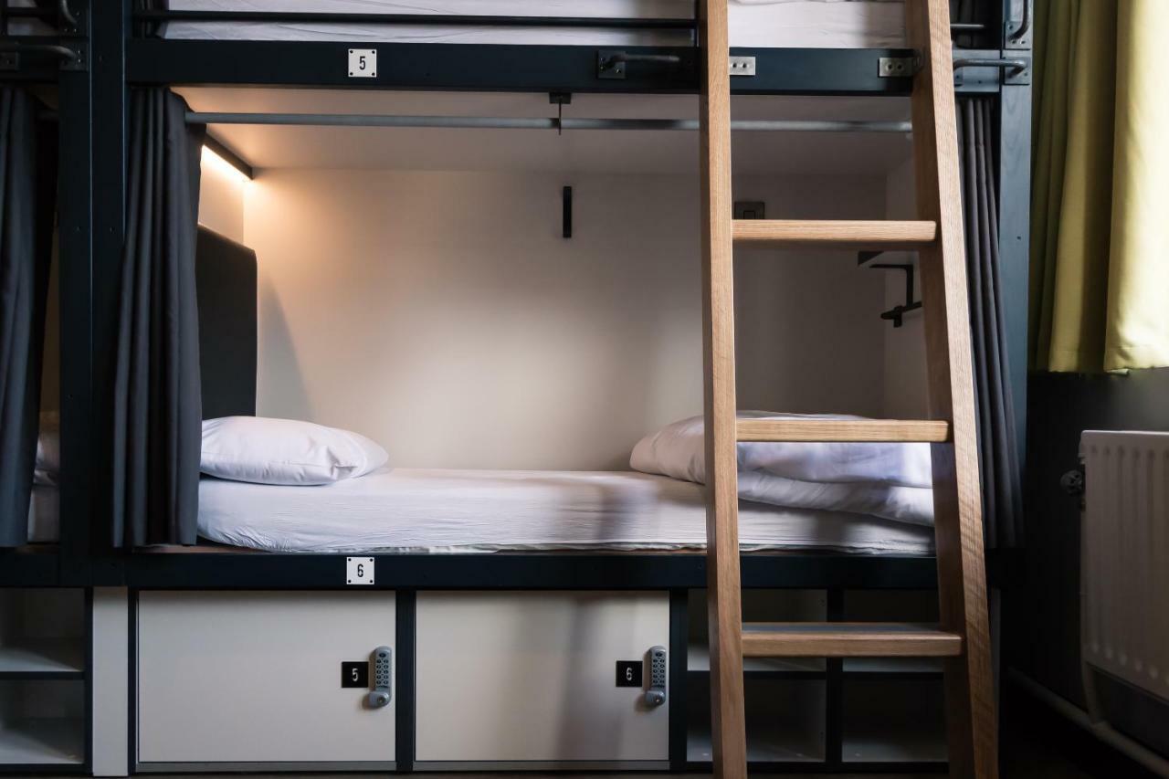 Latroupe Jacobs Hostal